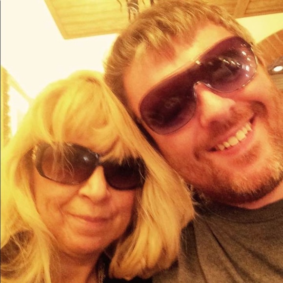 Meet your Posher, Bunny - Picture 6 of 16